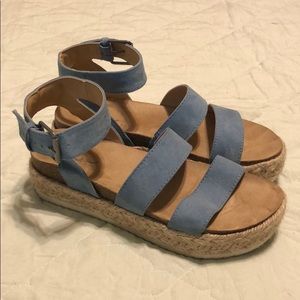 Universal Threads Agnes Flatform Espadrilles